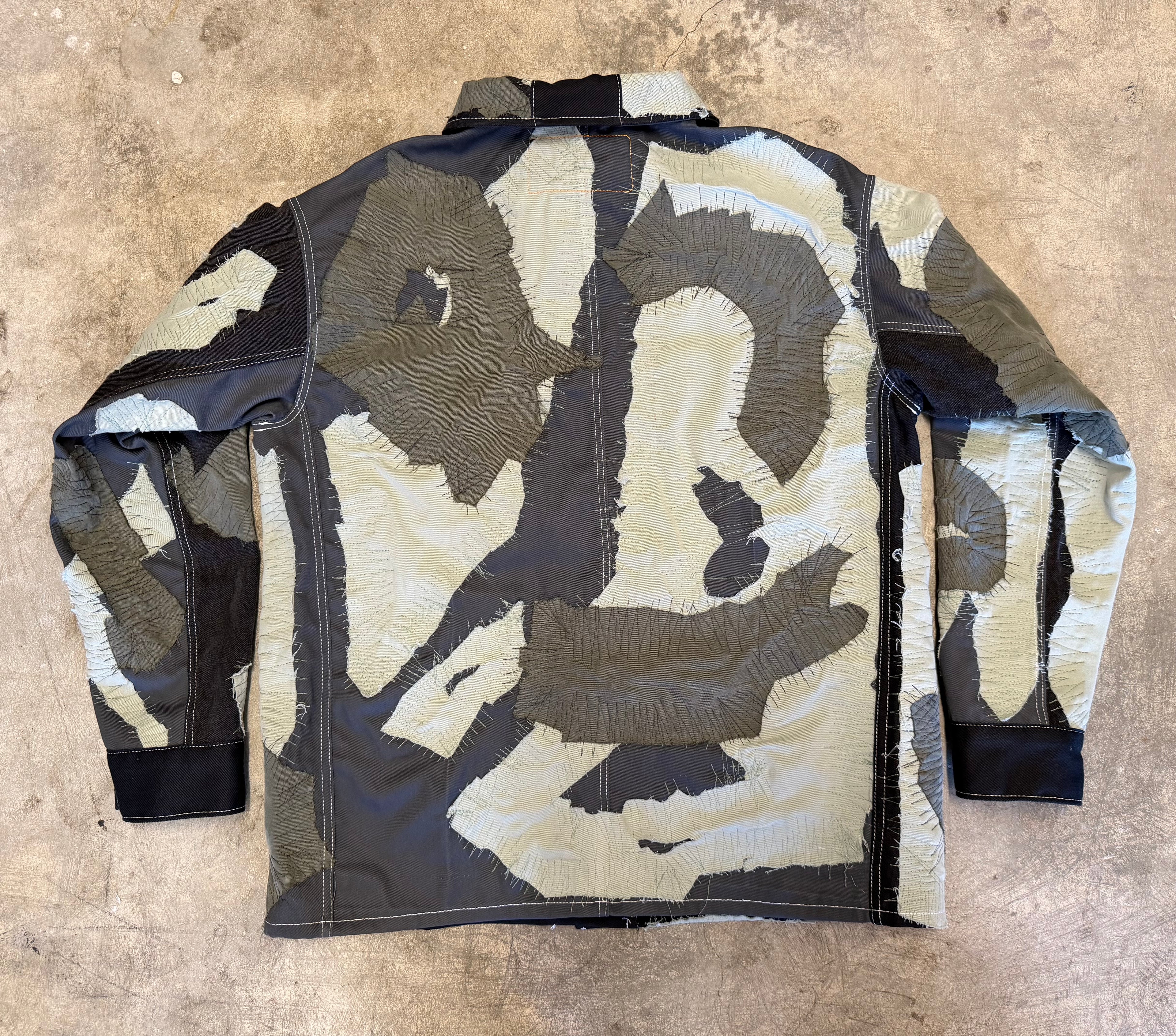 CAMO CHORE COAT - M/L